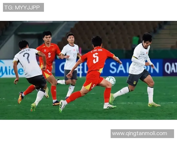 中国男篮迎战菲律宾亚预选赛全力以赴争取胜利的精彩对决